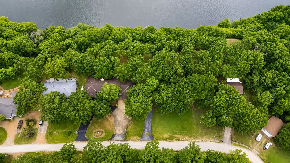 27300 County Road 233, Pittsburg, MO 65724 - #1