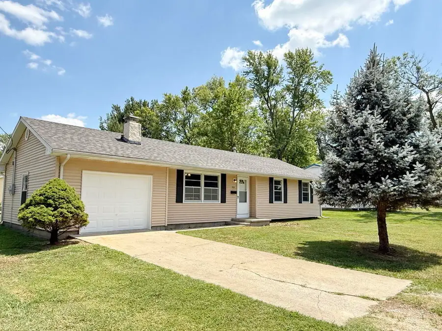 416 N Prewitt Street, Nevada, MO 64772 - #2