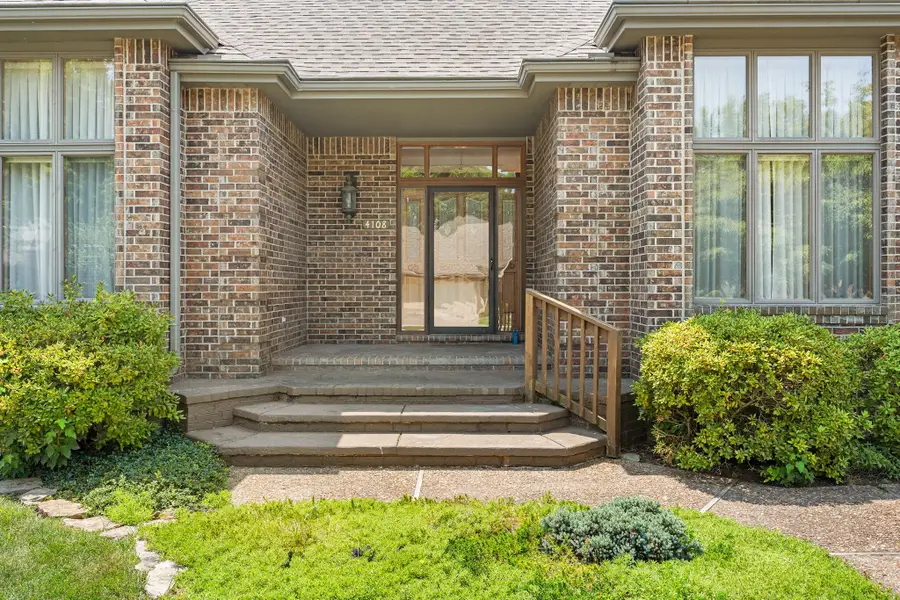 4108 E Kingsbury Street, Springfield, MO 65809 - #2