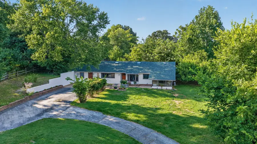 851 W Stonehill Road, Ozark, MO 65721 - #2