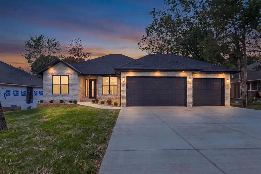 5713 S Cloverdale Lane, Battlefield, MO 65619 - #3