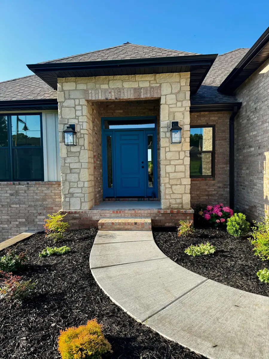 1620 W Silver Oak Drive, Springfield, MO 65810 - #2