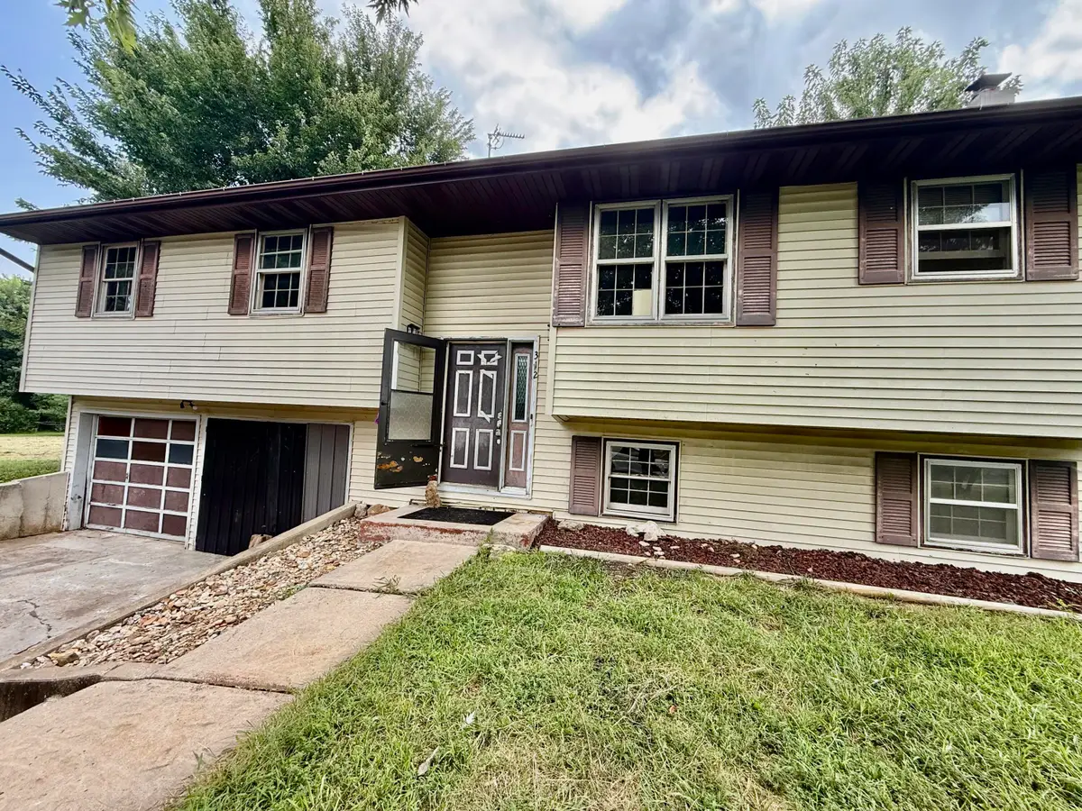 312 E Murray Street, Pleasant Hope, MO 65725 - #1