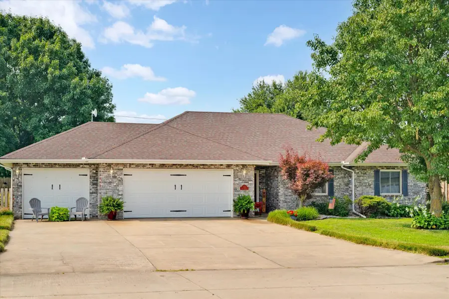 1464 E Wells Street, Bolivar, MO 65613 - #3