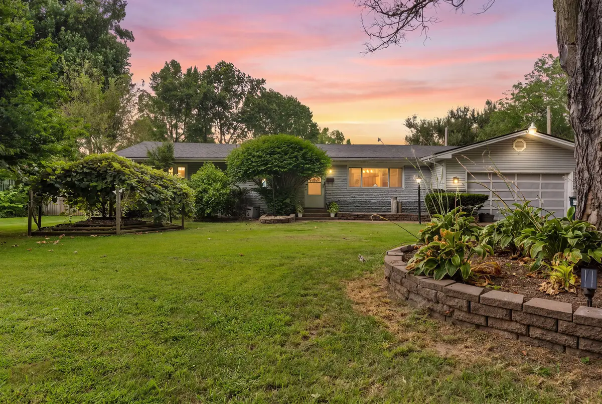 1953 S Meadowview Avenue, Springfield, MO 65804 - #1