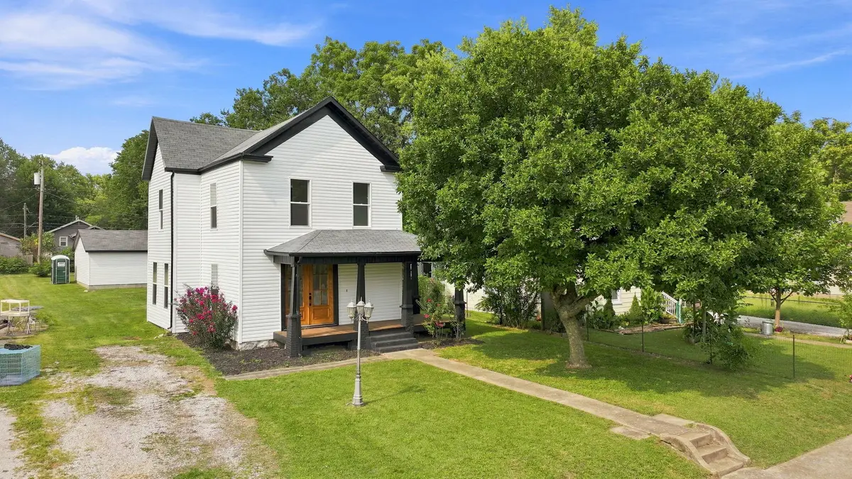 1139 W Lynn Street, Springfield, MO 65802 - #1
