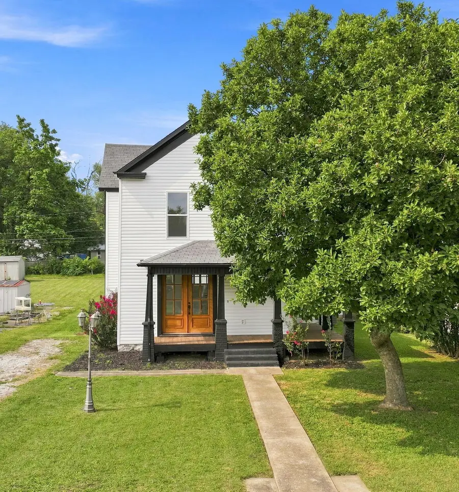 1139 W Lynn Street, Springfield, MO 65802 - #2