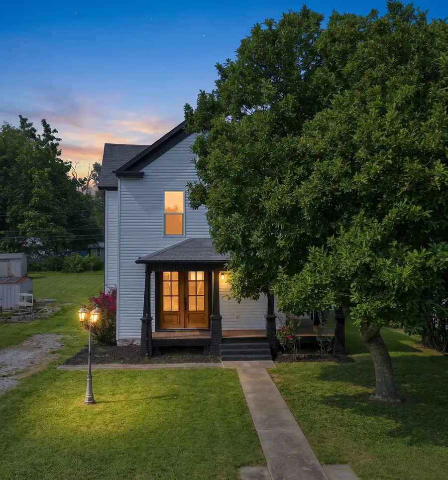 1139 W Lynn Street, Springfield, MO 65802 - #3