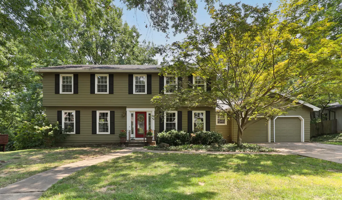 2926 S Versailles Avenue, Springfield, MO 65804 - #1