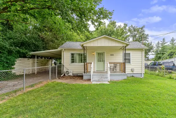 1616 W Belmont Street, Springfield, MO 65802