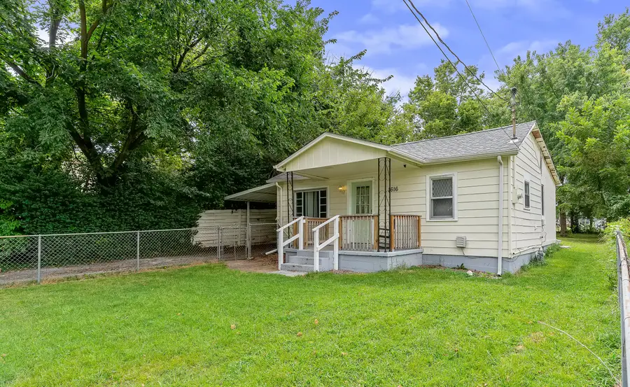 1616 W Belmont Street, Springfield, MO 65802 - #3