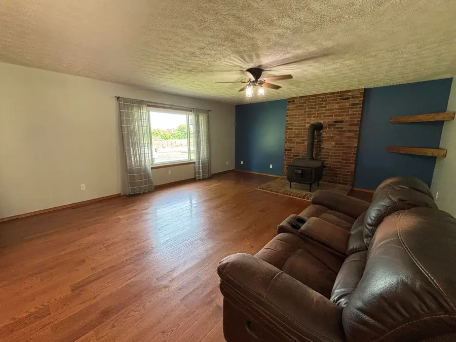 17722 Lawrence 1200, Aurora, MO 65605 - #2