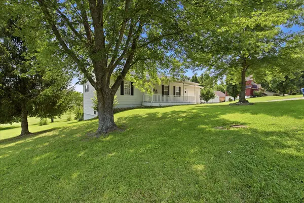 116 N Gwendolyn Avenue, Mansfield, MO 65704
