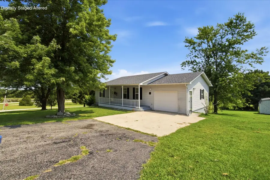 116 N Gwendolyn Avenue, Mansfield, MO 65704 - #3