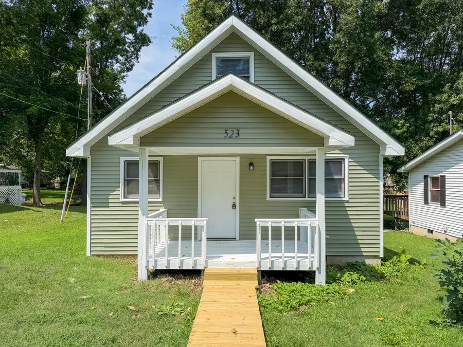 523 S Elm Street, Marshfield, MO 65706 - #2