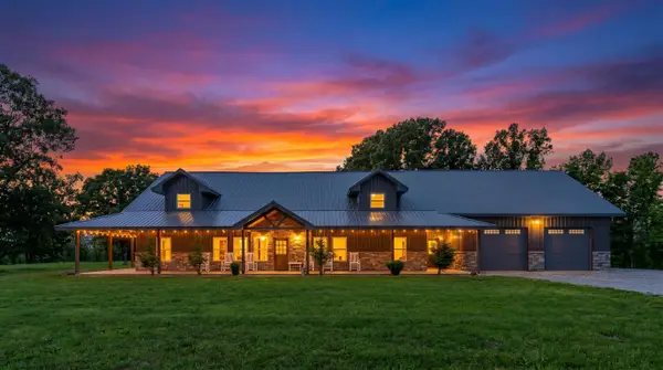 110 S County Road 243, Couch, MO 65690