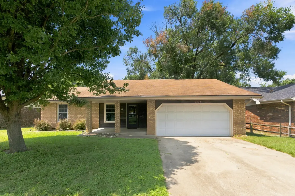 2013 S Grant Avenue, Springfield, MO 65807 - #1