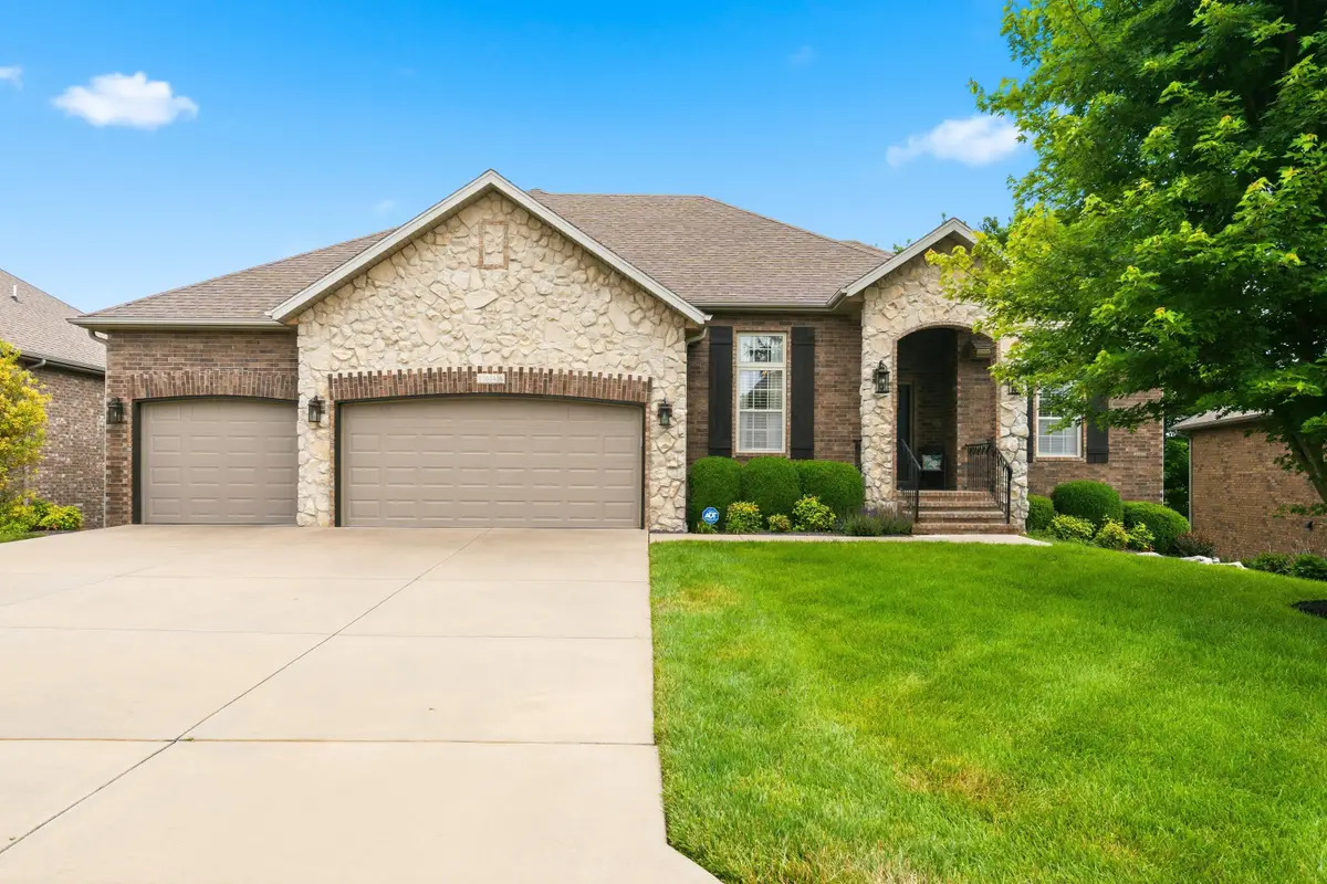 1646 N Waterstone Avenue, Springfield, MO 65802 - #1