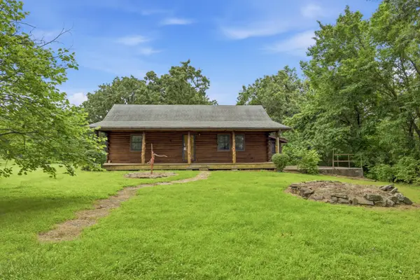 17083 Kentucky Road, Neosho, MO 64850