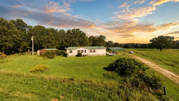 13917 County Road 6910, Caulfield, MO 65626