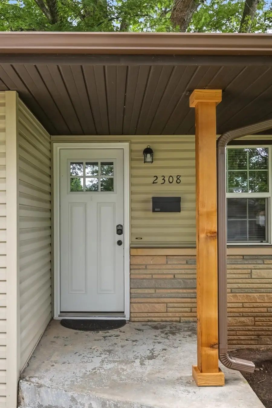 2308 S Delaware Avenue, Springfield, MO 65804 - #2
