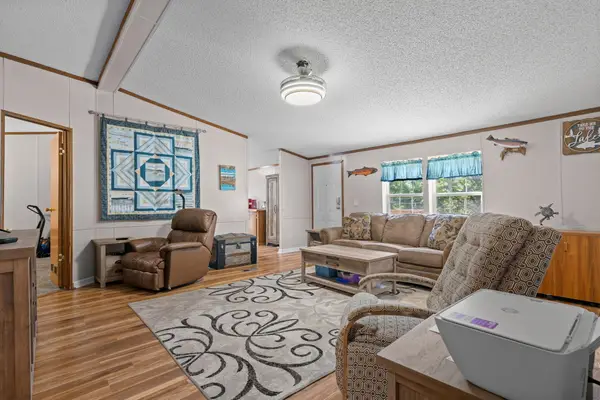 156 Badger Lane, Kissee Mills, MO 65680