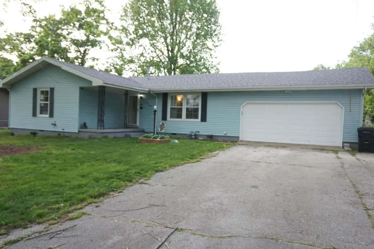 203 W King Drive, Willard, MO 65781 - #1