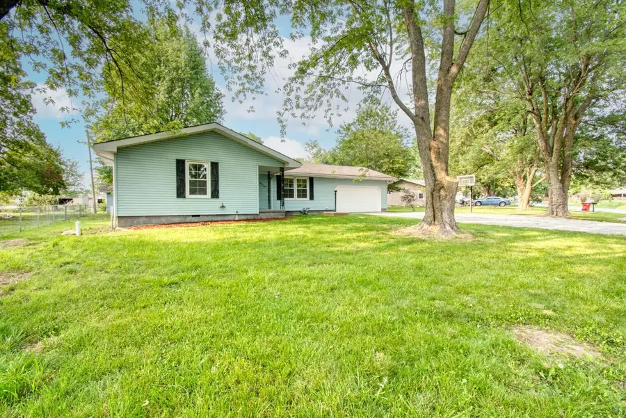 203 W King Drive, Willard, MO 65781 - #2