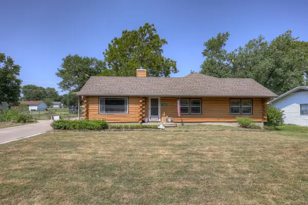 1729 Glenwood Place, Carthage, MO 64836