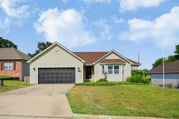 2724 N Missouri Avenue, Joplin, MO 64801