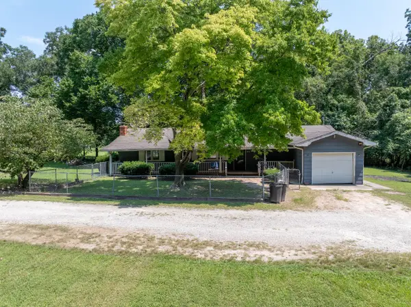 30126 Kinship Lane, Warsaw, MO 65355