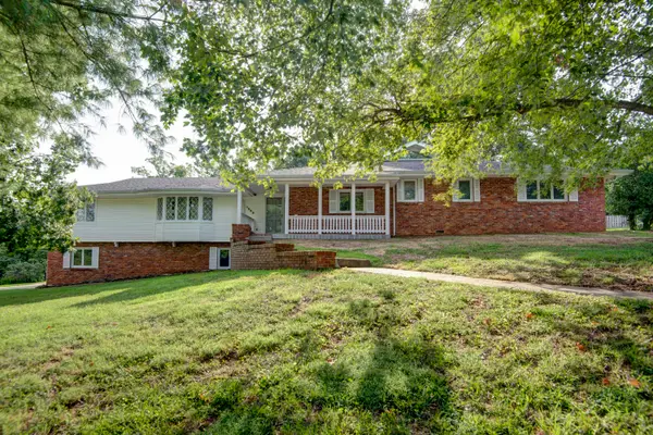 1508 S Essex Road, Springfield, MO 65809