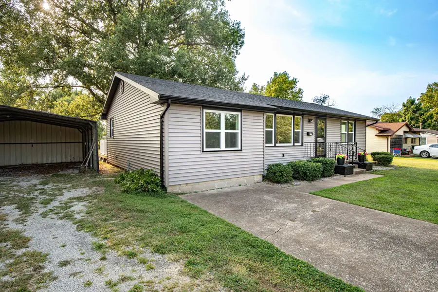 1108 S Jackson Street, El Dorado Springs, MO 64744 - #2