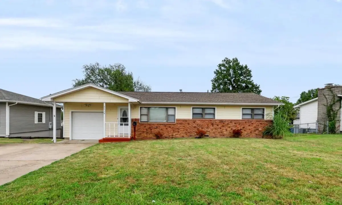 2519 Wisconsin Avenue, Joplin, MO 64804 - #1