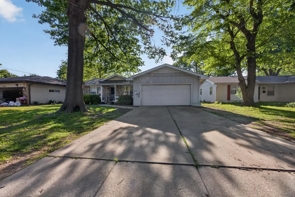 1347 S Arcadia Avenue, Springfield, MO 65804 - #1