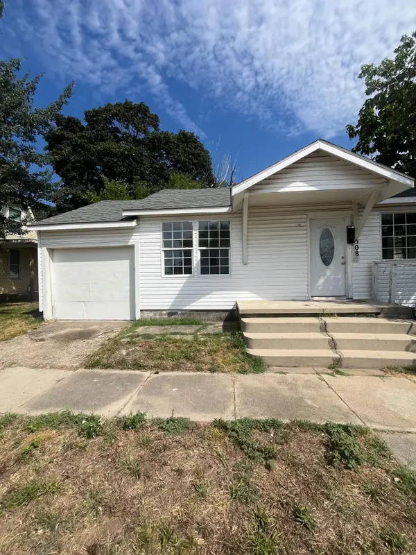508 E Cale Street, Monett, MO 65708