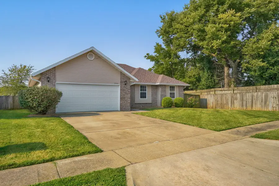 3968 W Beechwood Street, Springfield, MO 65807 - #2