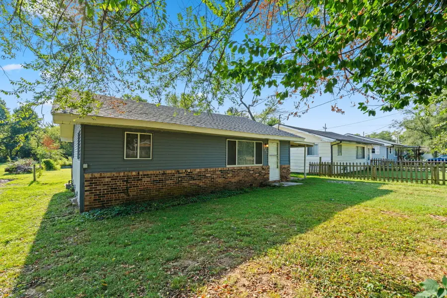 726 N Glenn Avenue, Springfield, MO 65803 - #3