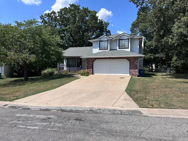 3807 Castle Rock Drive, Joplin, MO 64801