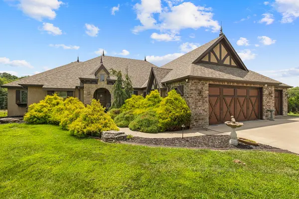 4164 S 77th Road, Bolivar, MO 65613