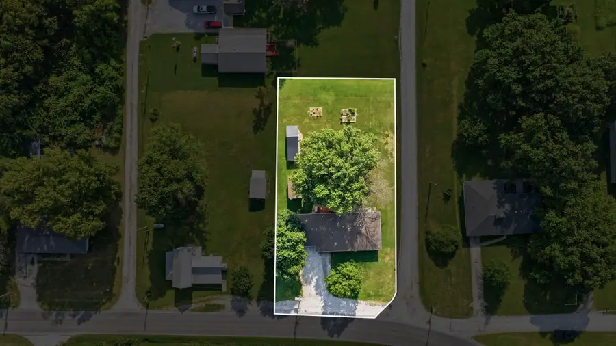 208 S Clompton Street, Dadeville, MO 65635 - #2
