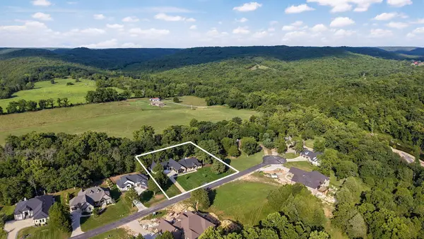 781 Seven Pines Drive, Chestnutridge, MO 65630