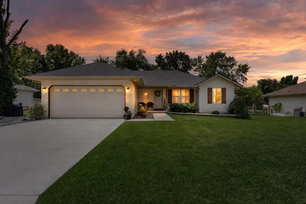 322 Sugar Lane, Clever, MO 65631