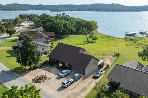 190 Potential Drive, Hollister, MO 65672