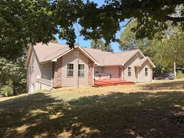 17675 Hazel Crest Lane, Neosho, MO 64850
