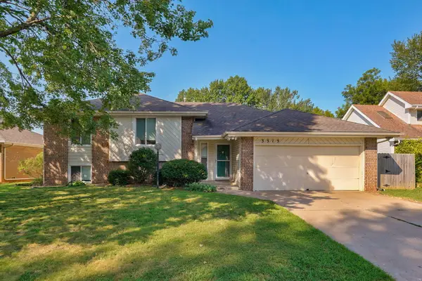 3515 S Kings Avenue, Springfield, MO 65807