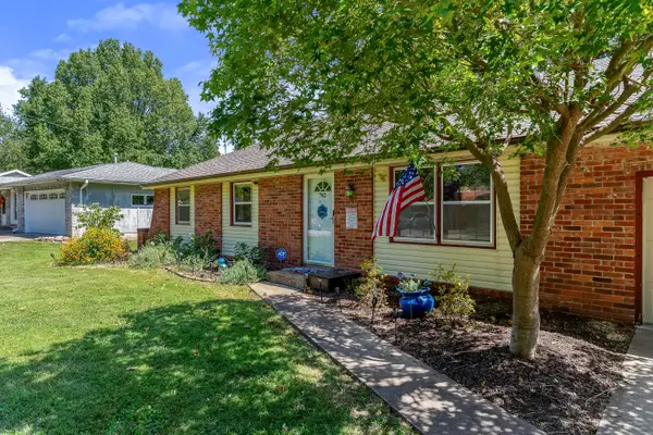 782 W Deerfield Street, Springfield, MO 65807