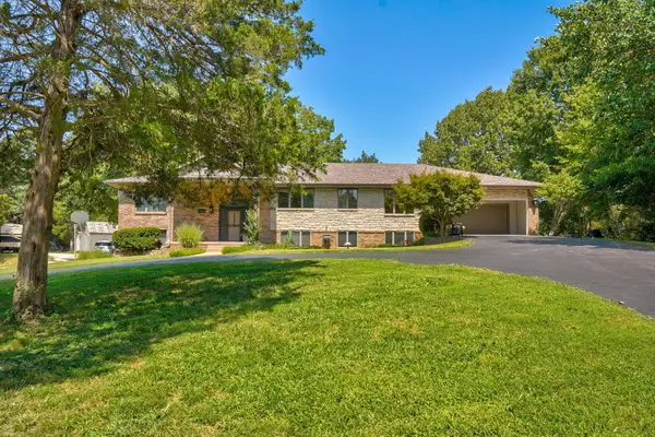 5455 S Farm Road 137, Springfield, MO 65810
