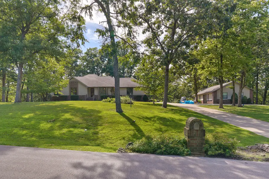 995 S Stanford Drive, Rogersville, MO 65742 - #2