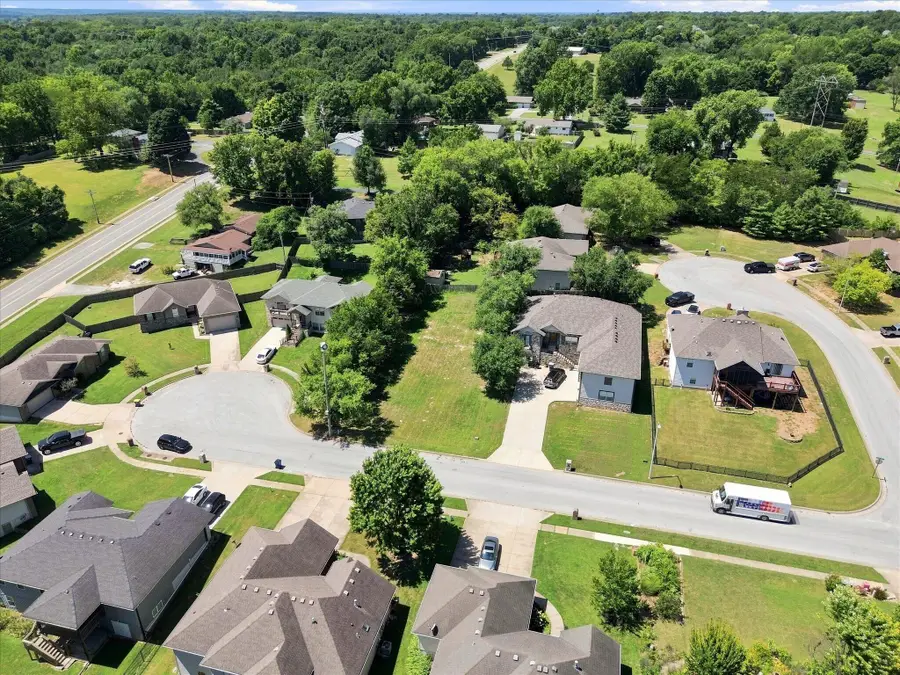 5389 S Clifton Avenue, Springfield, MO 65810 - #2